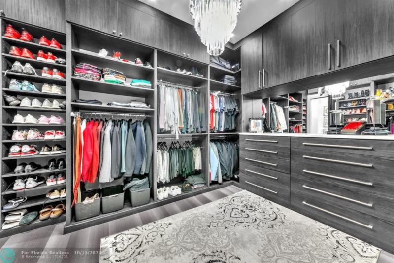  Single Family Homes Photo 22: 550 Carrotwood Ter  Plantation,  FL 33324