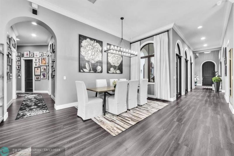  Single Family Homes Photo 8: 550 Carrotwood Ter  Plantation,  FL 33324