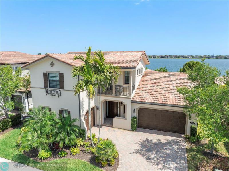  Single Family Homes Photo 10: 8720 Watercrest Cir  Parkland,  FL 33076