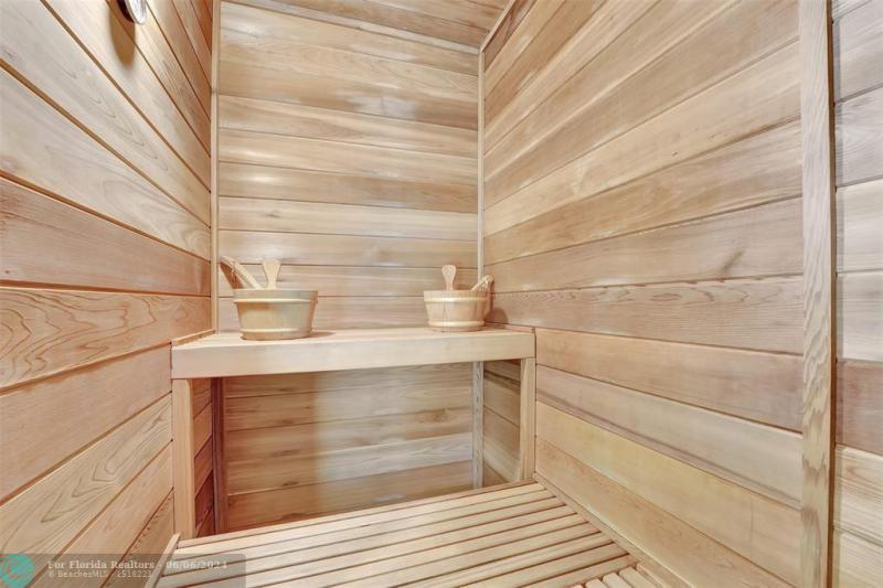  Single Family Homes Photo 13: 3440 Stallion Lane  Weston,  FL 33331