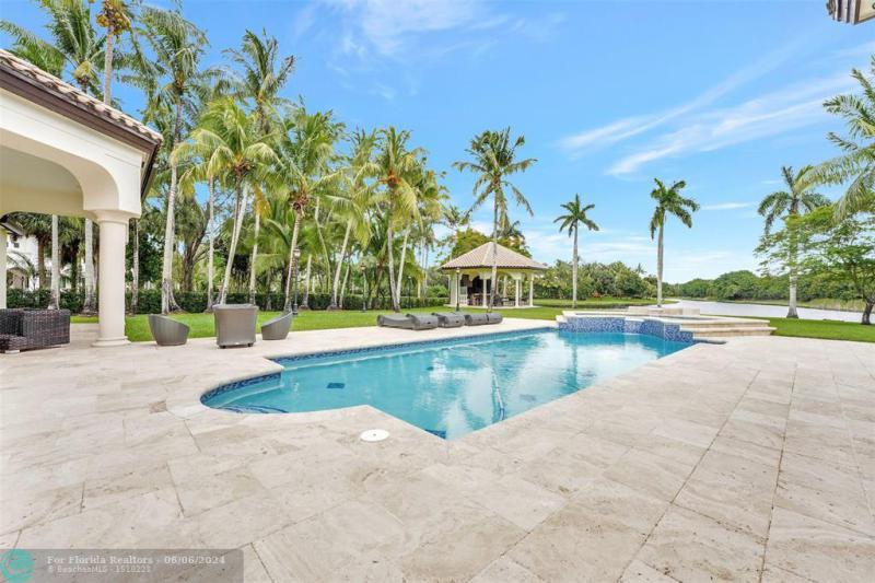  Single Family Homes Photo 16: 3440 Stallion Lane  Weston,  FL 33331