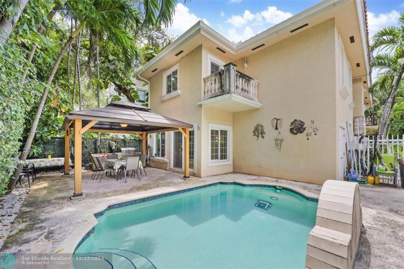  Single Family Homes Photo 12: 3185 WASHINGTON ST  Coconut Grove,  FL 33133