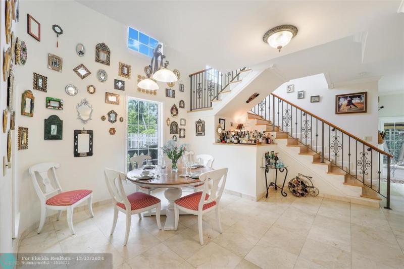  Single Family Homes Photo 7: 3185 WASHINGTON ST  Coconut Grove,  FL 33133
