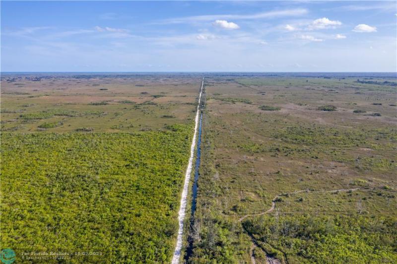  Commercial & Industrial Land Images 