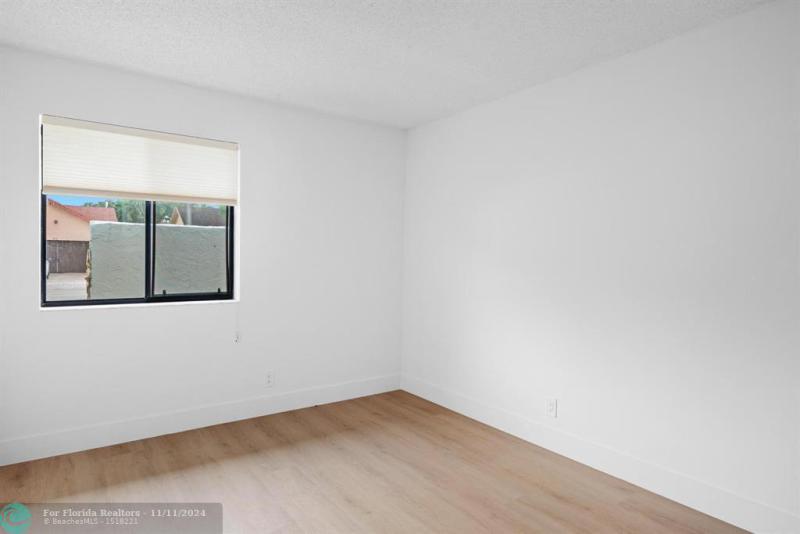  Single Family Homes Photo 36: 8511 NW 51st Ct  Lauderhill,  FL 33351