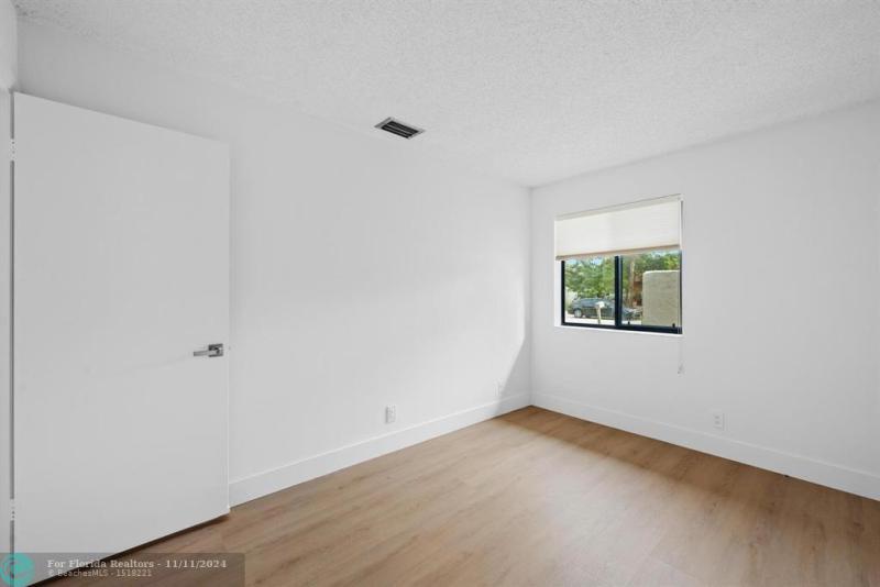  Single Family Homes Photo 39: 8511 NW 51st Ct  Lauderhill,  FL 33351