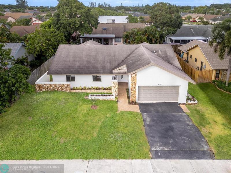  Single Family Homes Photo 45: 8511 NW 51st Ct  Lauderhill,  FL 33351