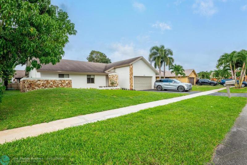  Single Family Homes Photo 51: 8511 NW 51st Ct  Lauderhill,  FL 33351