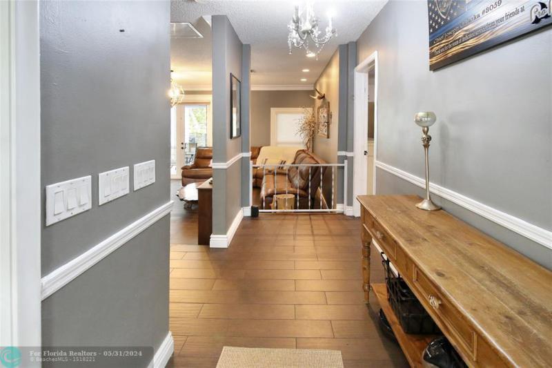  Single Family Homes Photo 15: 124 E Palm Dr  Margate,  FL 33063