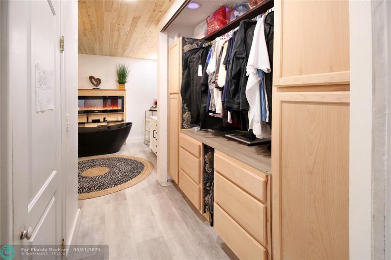  Single Family Homes Photo 27: 124 E Palm Dr  Margate,  FL 33063