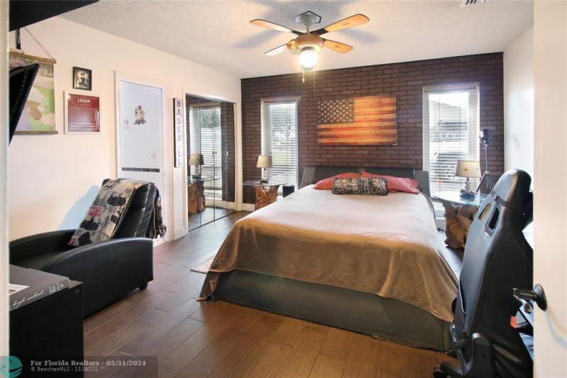  Single Family Homes Photo 29: 124 E Palm Dr  Margate,  FL 33063