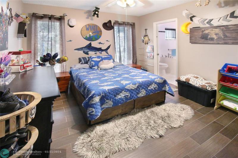  Single Family Homes Photo 31: 124 E Palm Dr  Margate,  FL 33063