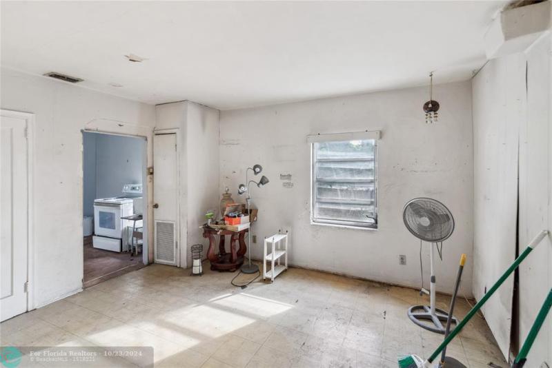 Duplex, Triplex and Fourplex Images