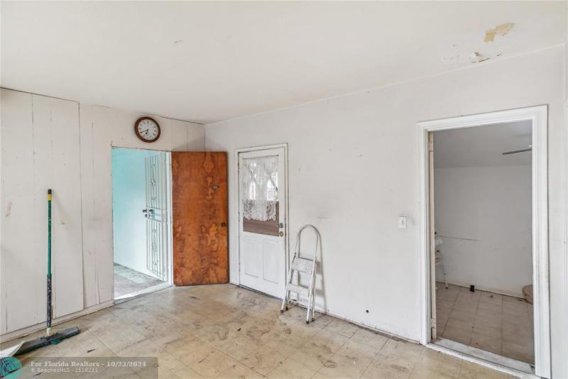 Duplex, Triplex and Fourplex Images