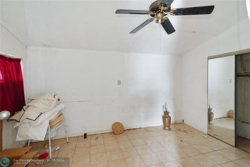 Duplex, Triplex and Fourplex Images