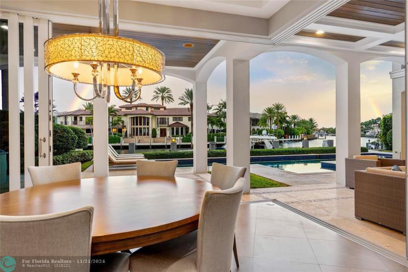  Single Family Homes Photo 16: 3211 NE 27th Ave  Lighthouse Point,  FL 33064