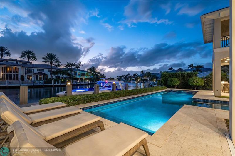  Single Family Homes Photo 52: 3211 NE 27th Ave  Lighthouse Point,  FL 33064