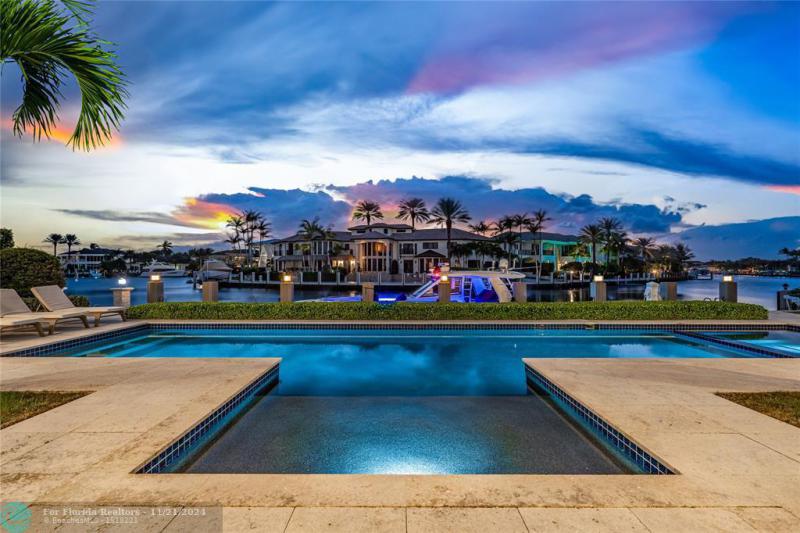  Single Family Homes Photo 55: 3211 NE 27th Ave  Lighthouse Point,  FL 33064