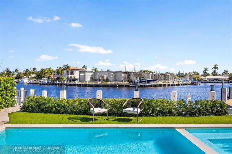  Single Family Homes Photo 55: 2300 NE 34th Ct  Lighthouse Point,  FL 33064