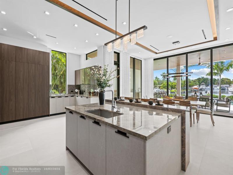  Single Family Homes Photo 13:  Fort Lauderdale,  FL 33316