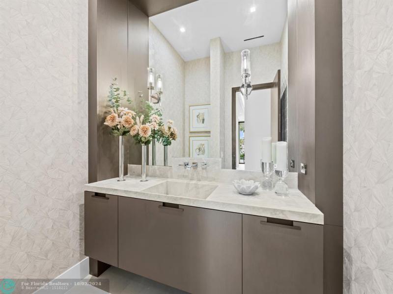  Single Family Homes Photo 16:  Fort Lauderdale,  FL 33316
