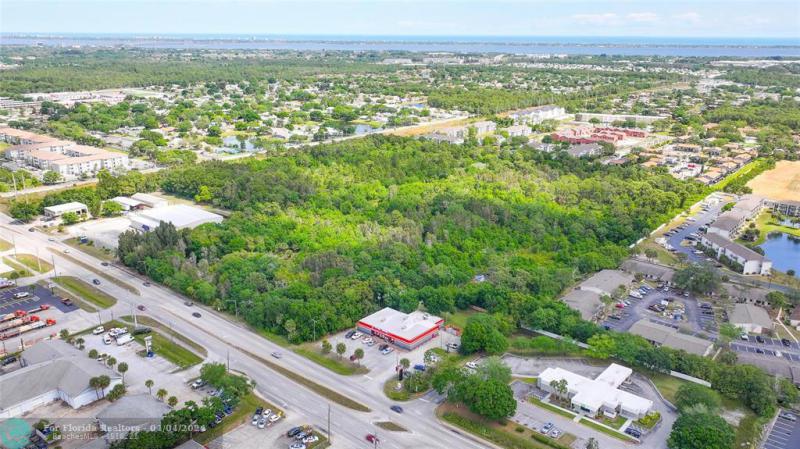  Commercial & Industrial Land Images 