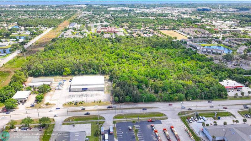  Commercial & Industrial Land Images 