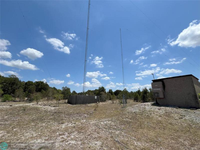  Commercial & Industrial Land Images 