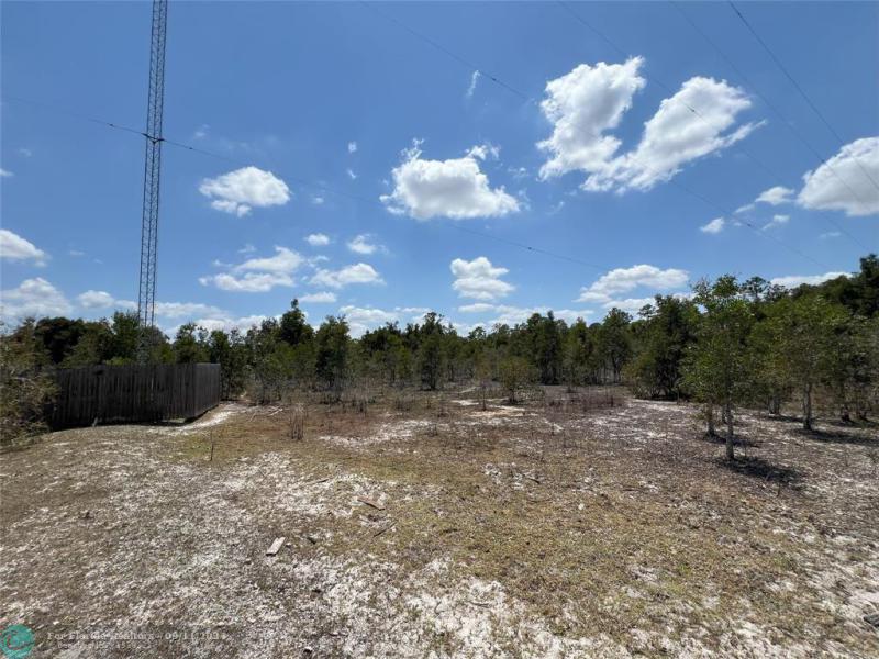  Commercial & Industrial Land Images 