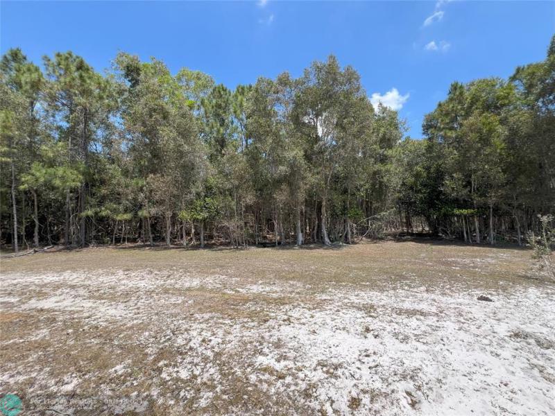  Commercial & Industrial Land Images 