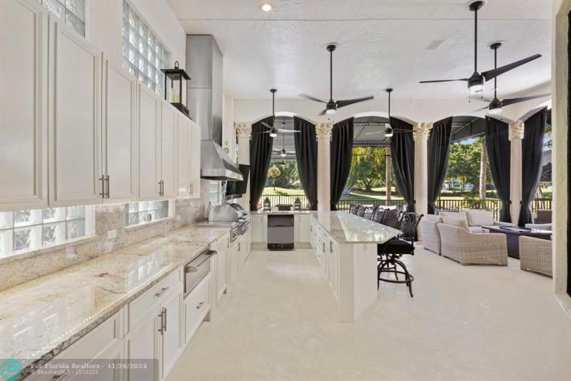  Single Family Homes Photo 13: 319 Mizner Lake Estates Dr  Boca Raton,  FL 33432