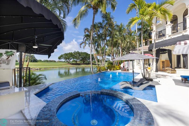  Single Family Homes Photo 5: 319 Mizner Lake Estates Dr  Boca Raton,  FL 33432