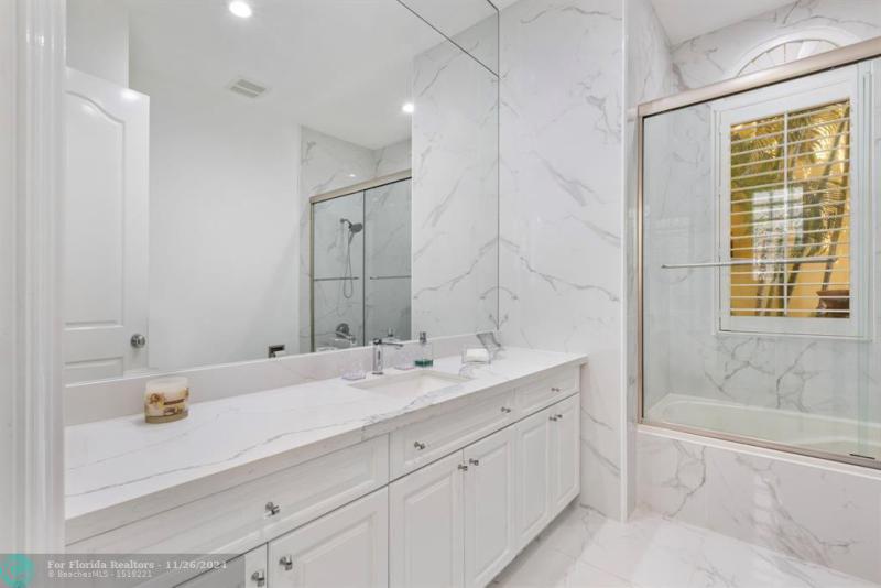  Single Family Homes Photo 65: 319 Mizner Lake Estates Dr  Boca Raton,  FL 33432