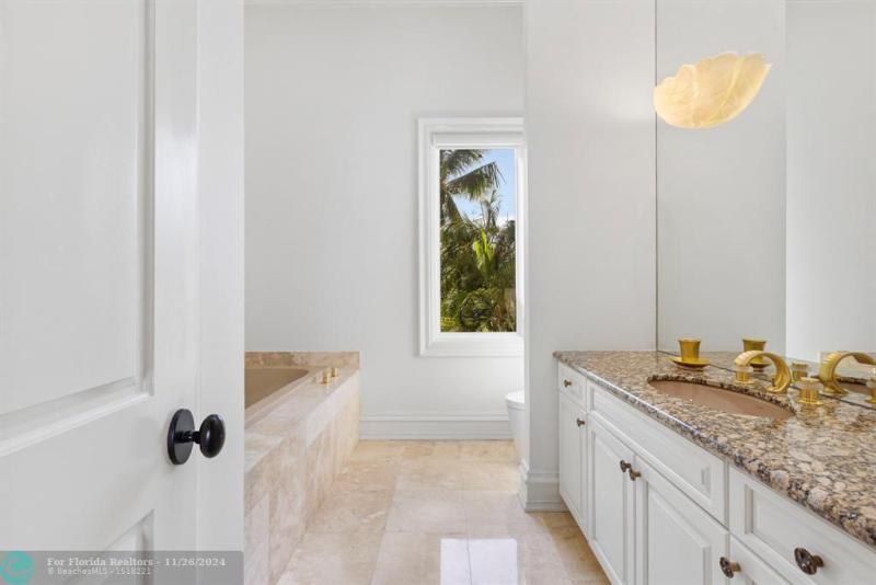  Single Family Homes Photo 86: 319 Mizner Lake Estates Dr  Boca Raton,  FL 33432