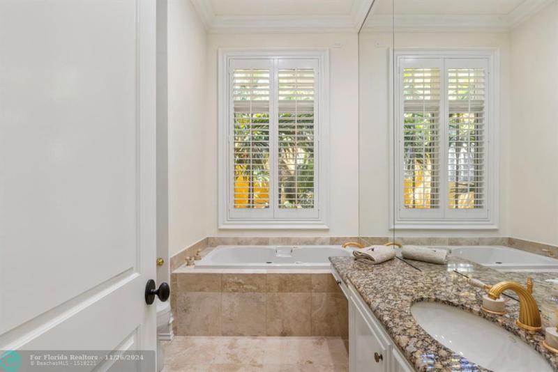  Single Family Homes Photo 95: 319 Mizner Lake Estates Dr  Boca Raton,  FL 33432