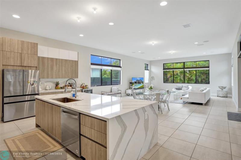  Single Family Homes Photo 16: 10641 SW 53rd St  Cooper City,  FL 33328