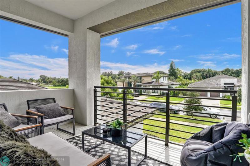  Single Family Homes Photo 36: 10641 SW 53rd St  Cooper City,  FL 33328