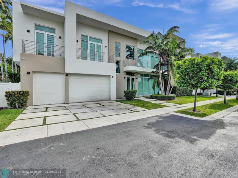 First Photo for Home For Sale at 10498 NW 67th Ter Doral, FL. 33178