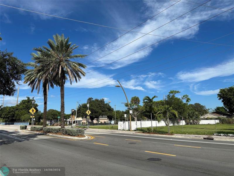  Commercial & Industrial Land Images 