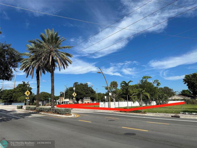  Commercial & Industrial Land Images 