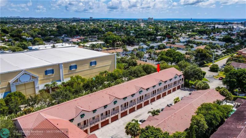  Condo & Townhome Photos
