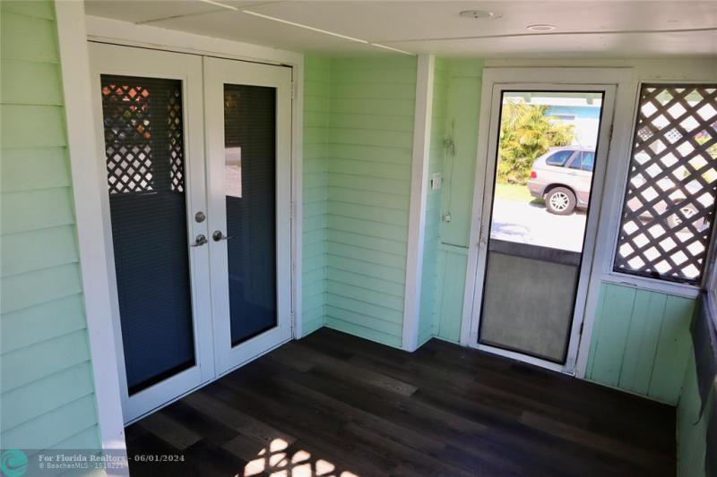 Duplex, Triplex and Fourplex Images