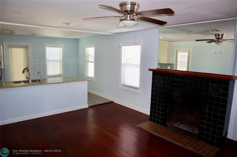 Duplex, Triplex and Fourplex Images