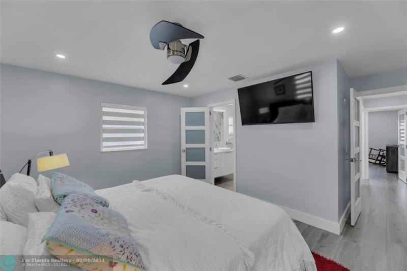  Single Family Homes Photo 19: 8855 NW 14th St  Plantation,  FL 33322