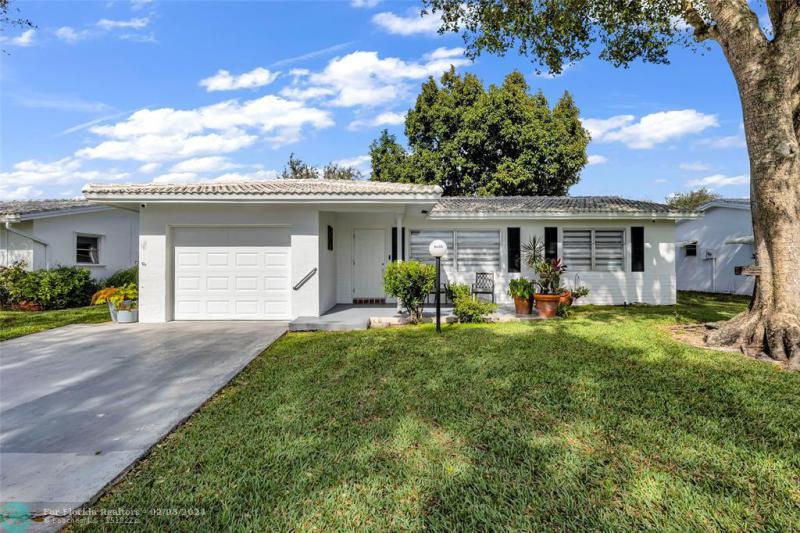  Single Family Homes Photo 28: 8855 NW 14th St  Plantation,  FL 33322