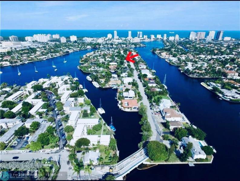  Single Family Homes Photo 14: 607 3rd Key Dr  Fort Lauderdale,  FL 33304