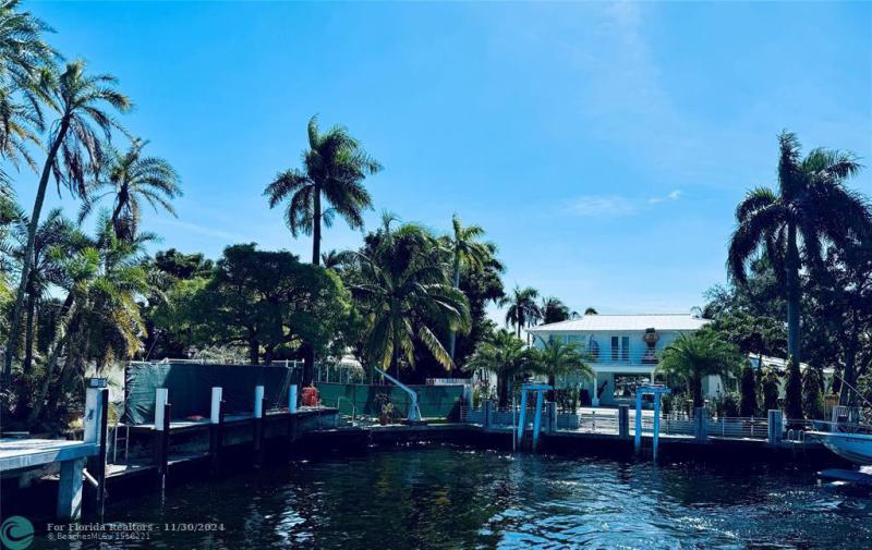  Single Family Homes Photo 17: 607 3rd Key Dr  Fort Lauderdale,  FL 33304