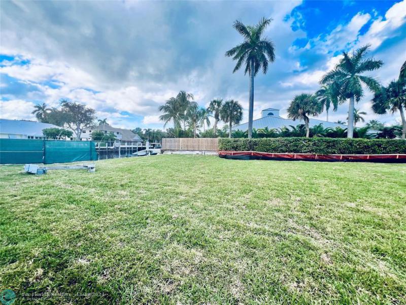  Single Family Homes Photo 7: 607 3rd Key Dr  Fort Lauderdale,  FL 33304