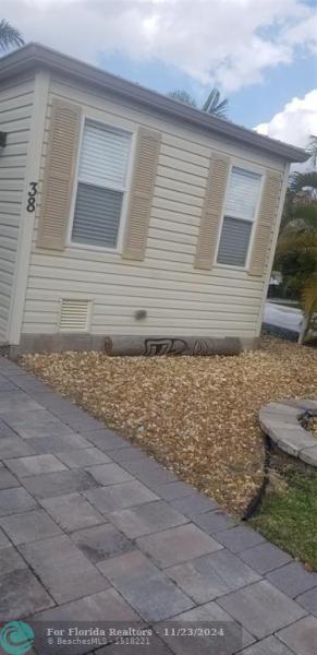 Duplex, Triplex and Fourplex Images