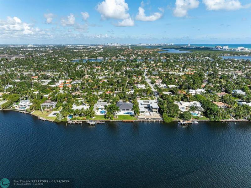  Single Family Homes Photo 54: 1110 N Southlake Dr.  Hollywood,  FL 33019